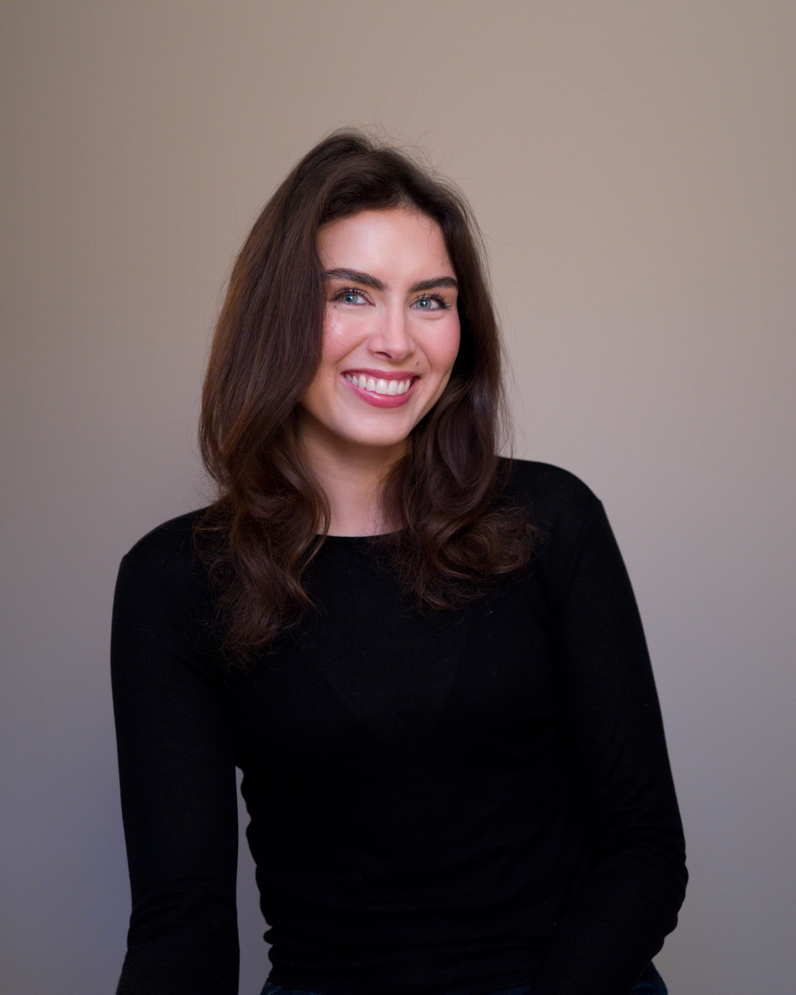 Julia Kat — Marketing & Communications